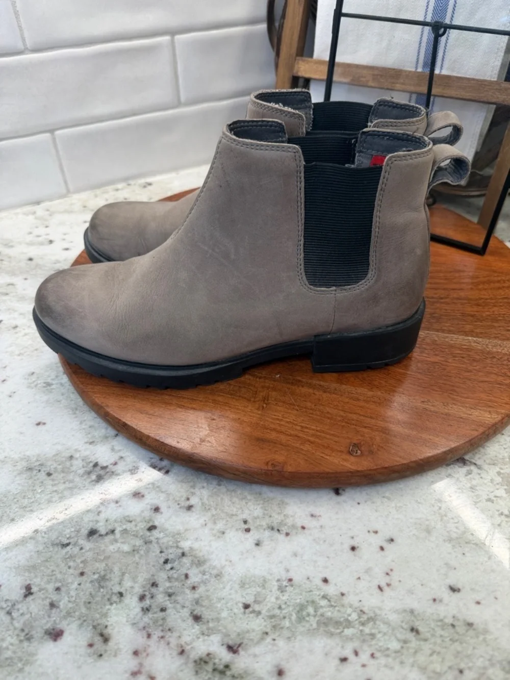 SOREL Women's Emelie II Waterproof Chelsea Boots in a Quarry/Black